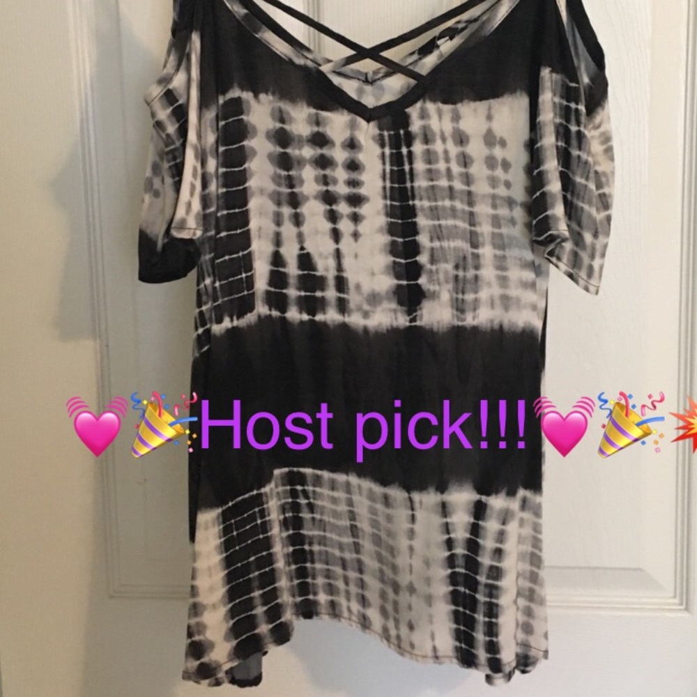 Black & White tie dye top -unique- cold shoulder!